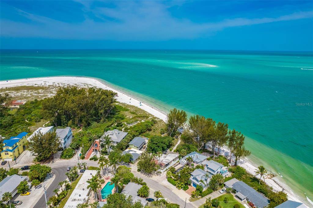 Anna Maria, FL 34216,835 NORTH SHORE DR