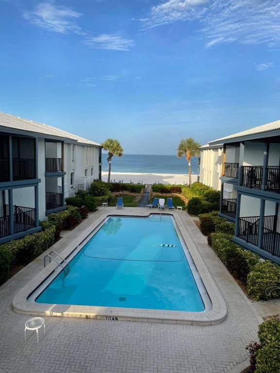 Holmes Beach, FL 34217,6700 GULF DR #16