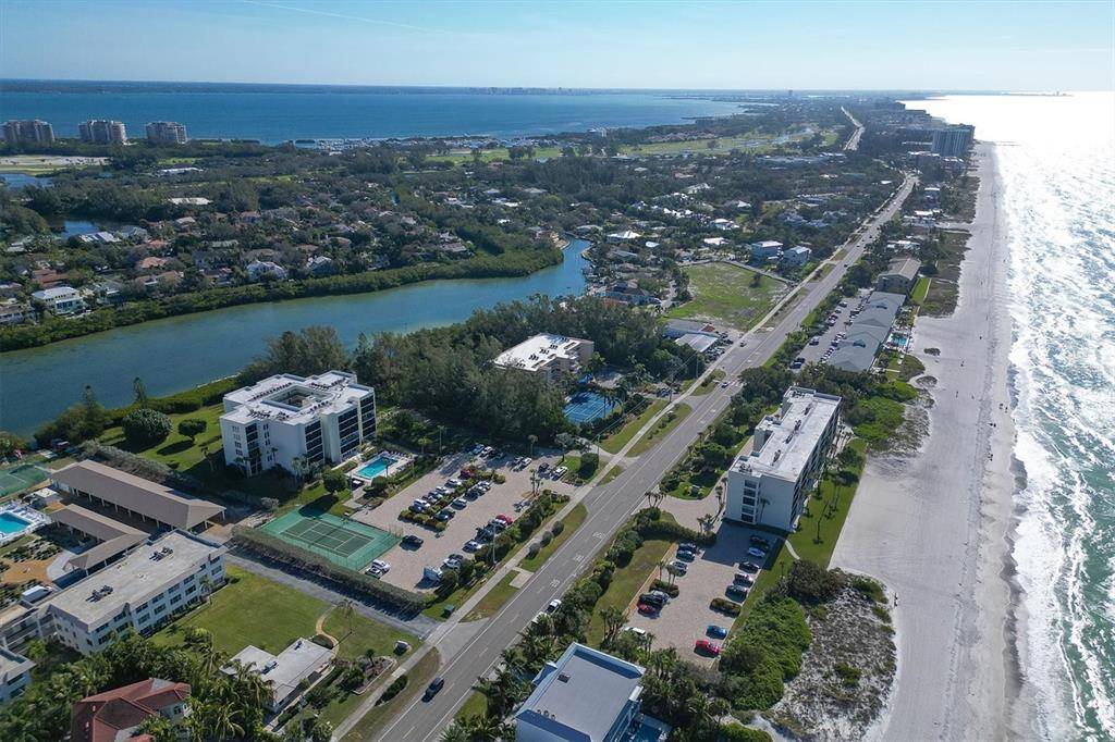 Longboat Key, FL 34228,3240 GULF OF MEXICO DR #B102