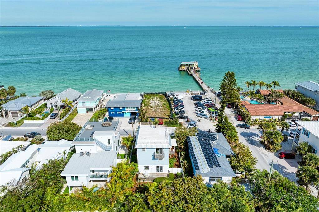 Anna Maria, FL 34216,872 NORTH SHORE DR