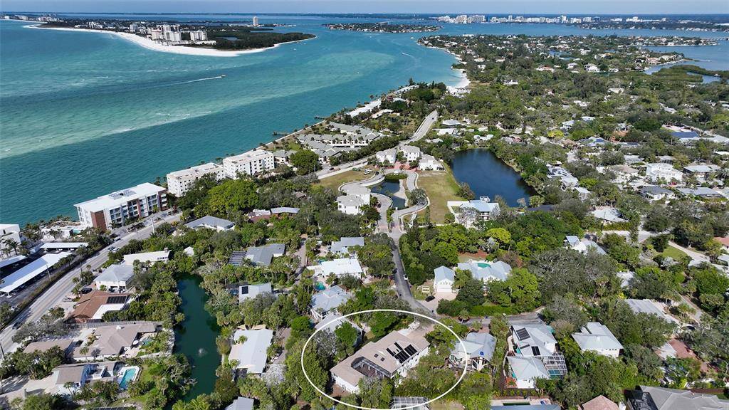 Siesta Key, FL 34242,4832 GIVENS CT