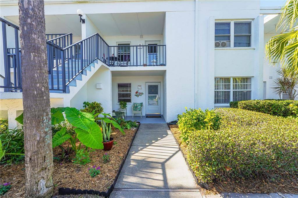 Venice, FL 34292,741 CAPRI ISLES BLVD #111