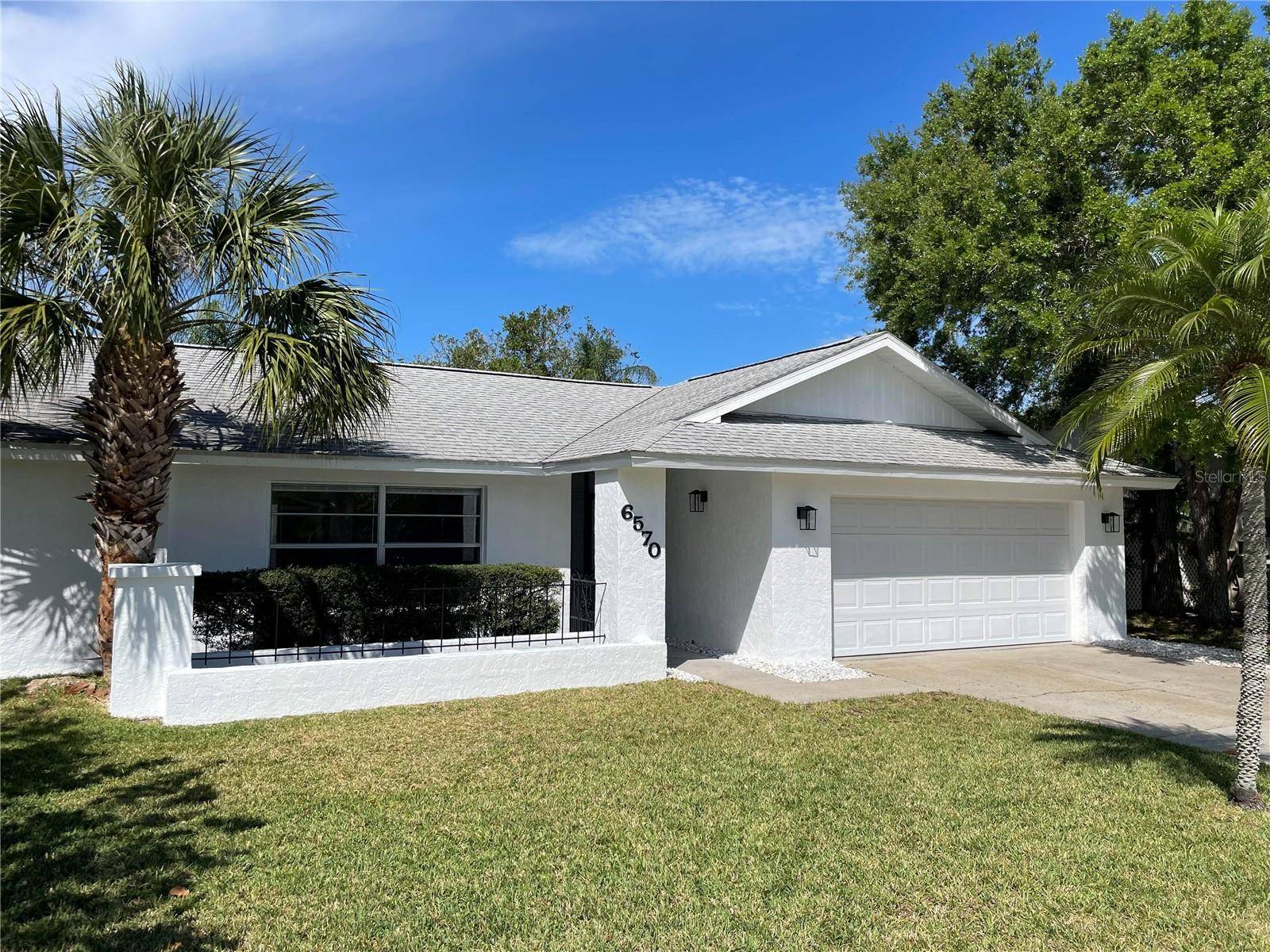 Sarasota, FL 34238,6570 WATERFORD CIR