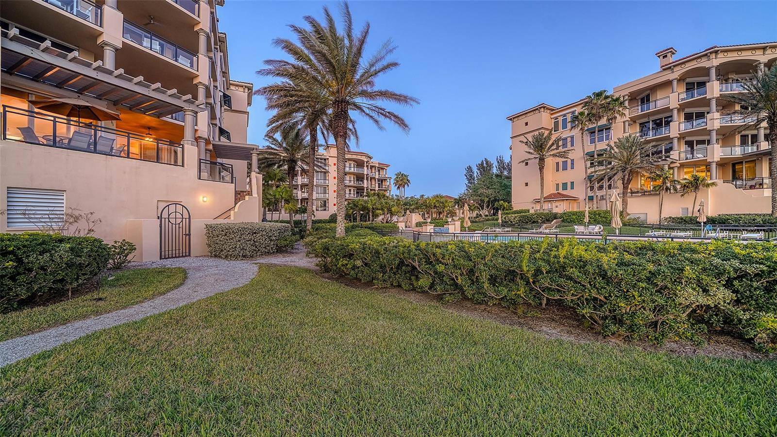 Longboat Key, FL 34228,2399 GULF OF MEXICO DR #3C1