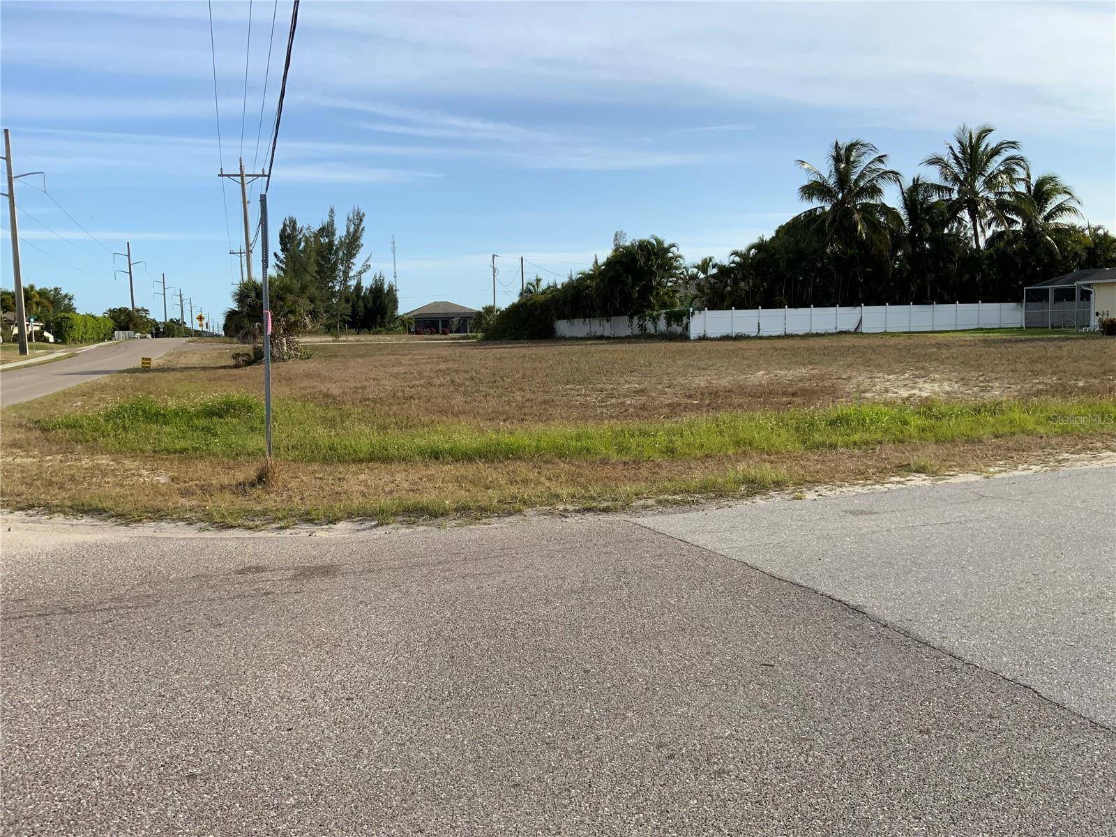 Cape Coral, FL 33914,2000 SW 28TH TER