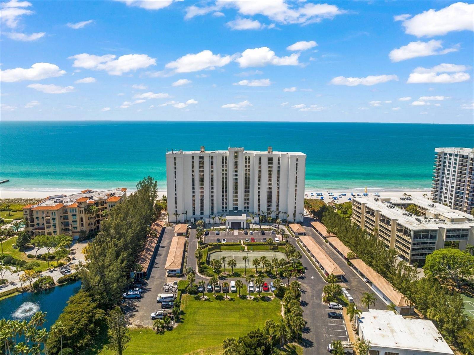 Longboat Key, FL 34228,2425 GULF OF MEXICO DR #11E