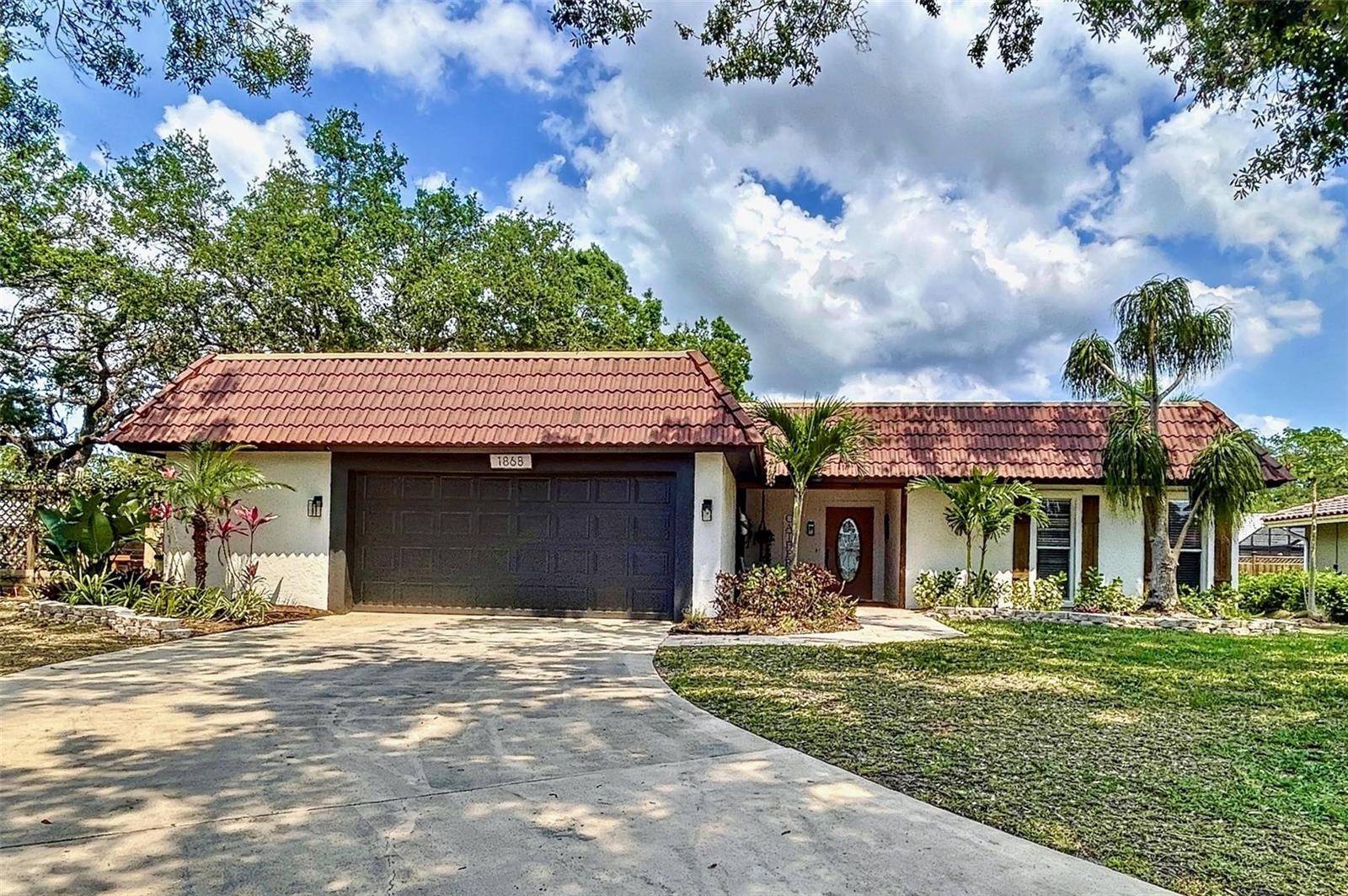 Sarasota, FL 34232,1868 RIVIERA CIR