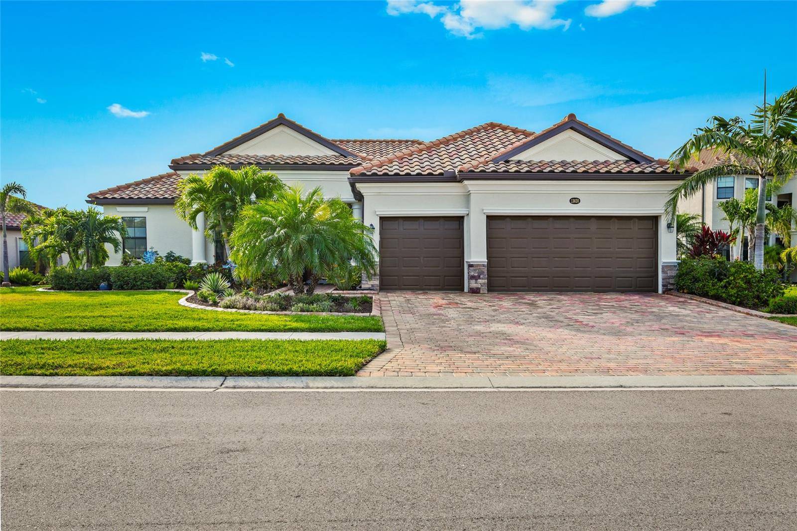 Venice, FL 34293,13620 CLASSICO CT