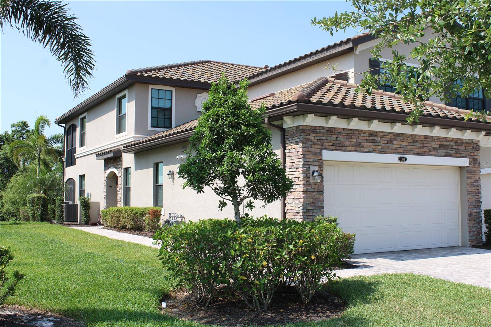 Bradenton, FL 34211,5831 WAKE FOREST RUN #101