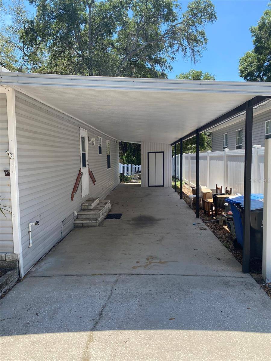 Thonotosassa, FL 33592,10539 BAY HILLS CIR