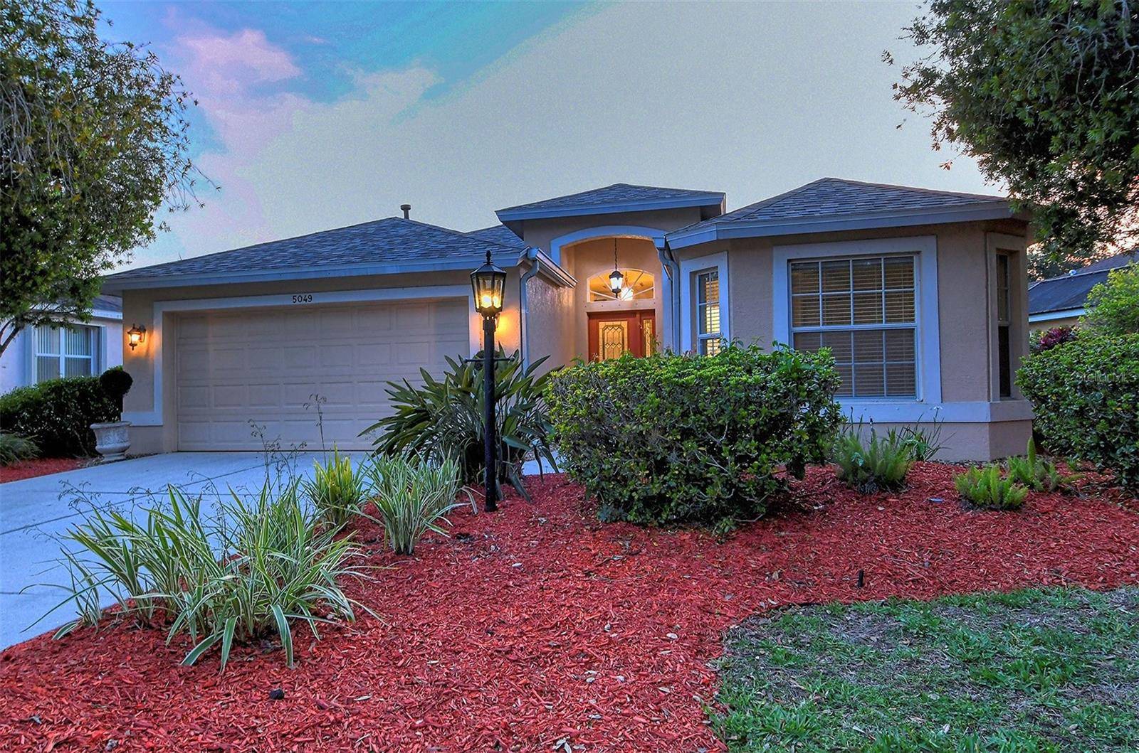 Sarasota, FL 34243,5049 CREEKSIDE TRL