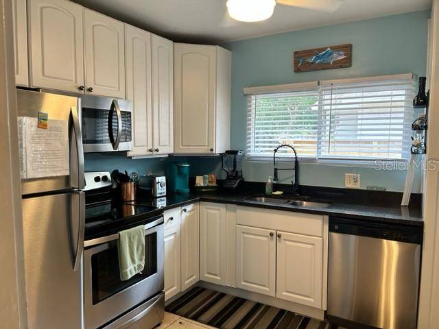Sarasota, FL 34239,2430 BAHIA VISTA ST