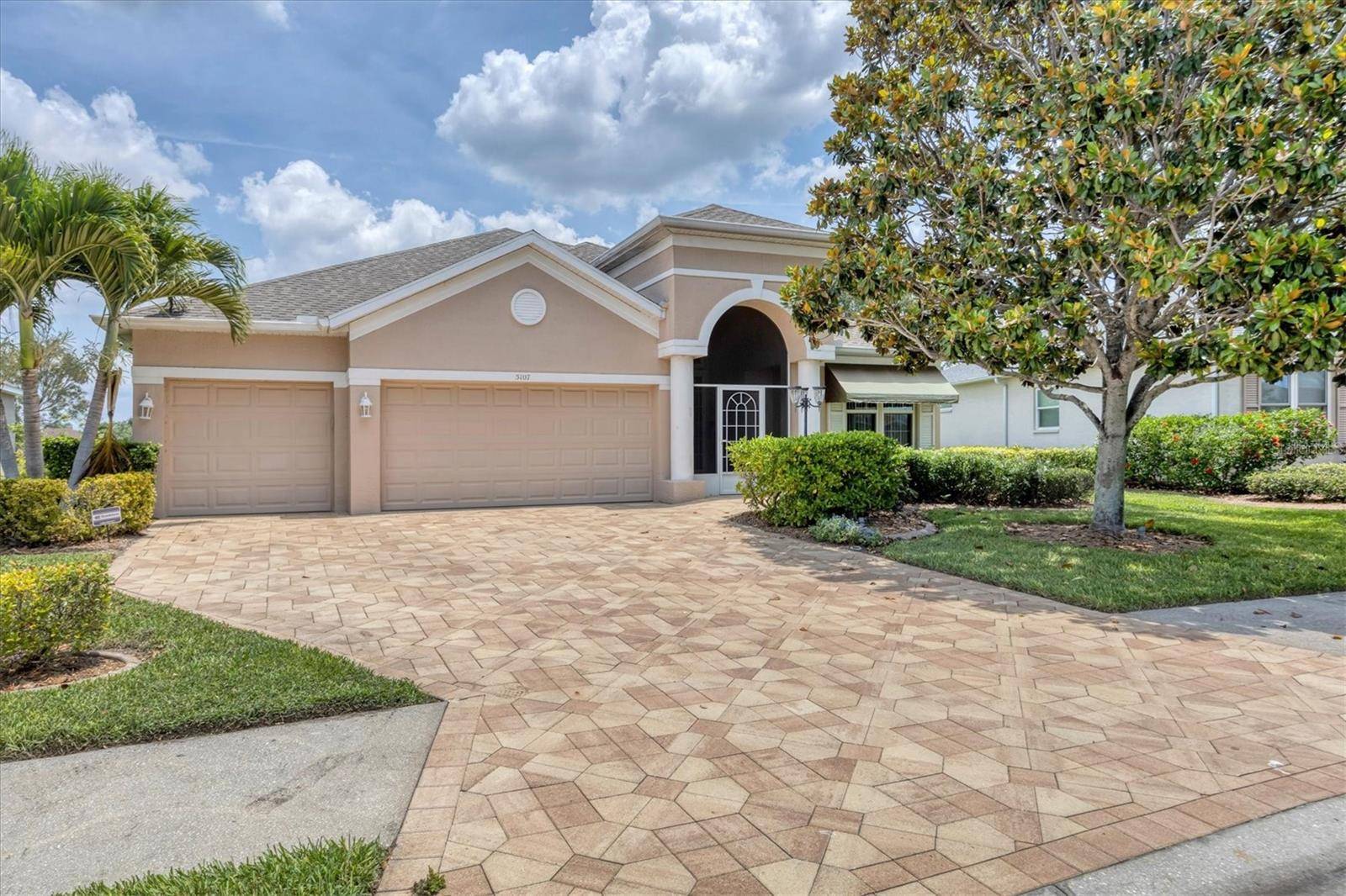 Bradenton, FL 34210,5107 55TH STREET CIR W