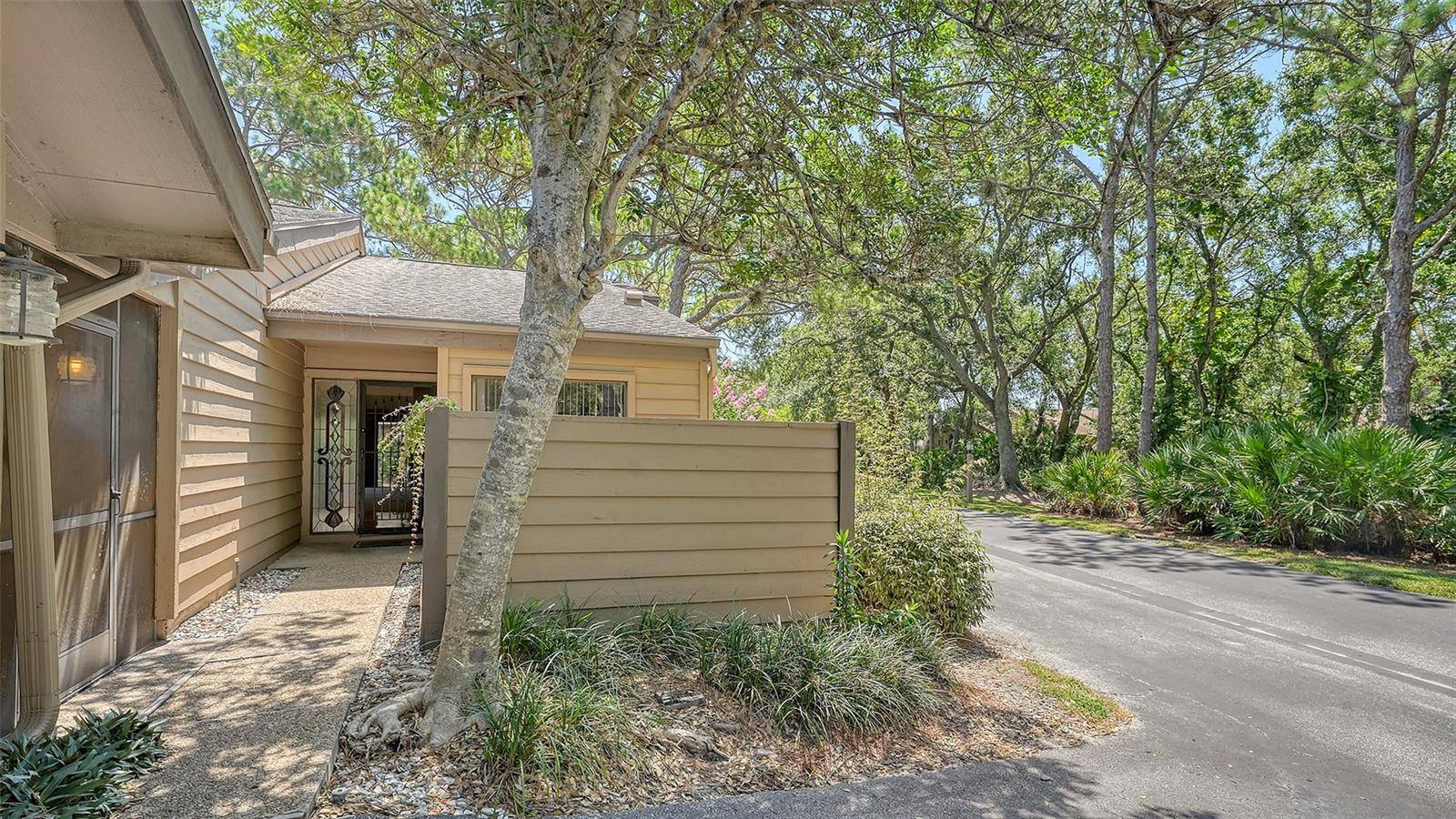 Sarasota, FL 34235,4575 CHANDLERS FORDE #46