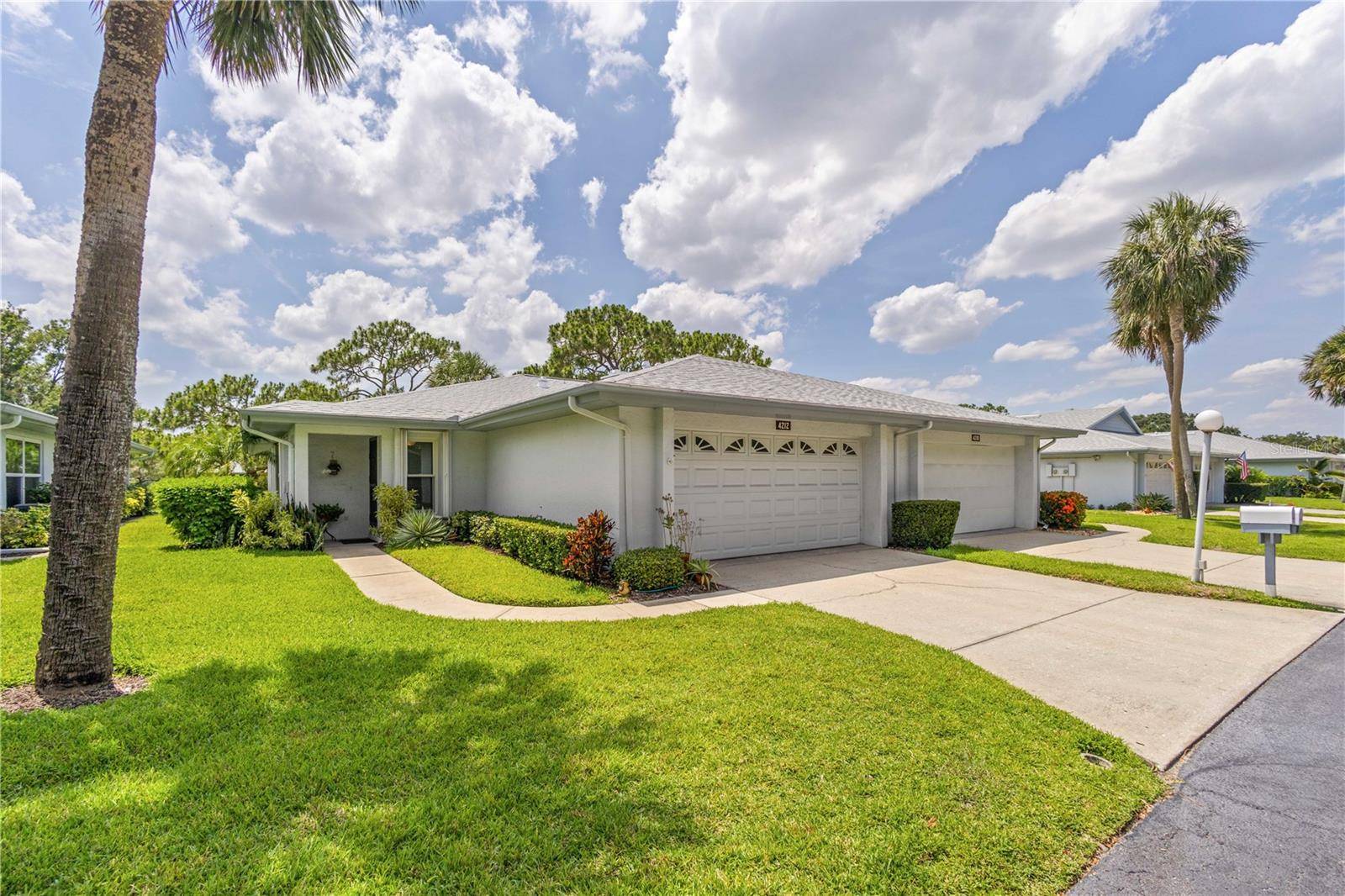 Sarasota, FL 34233,4212 CENTER POINTE LN #25