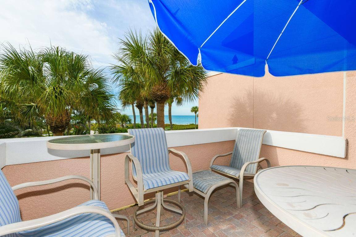 Longboat Key, FL 34228,4725 GULF OF MEXICO DR #220