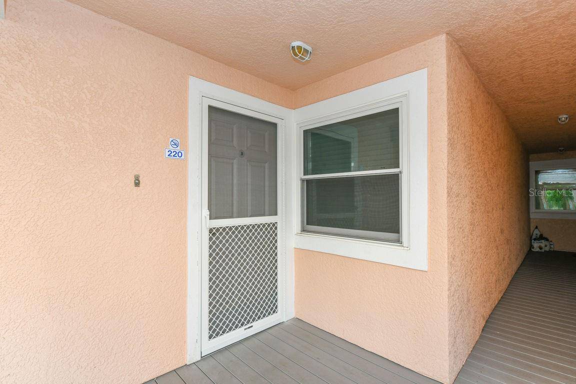 Longboat Key, FL 34228,4725 GULF OF MEXICO DR #220