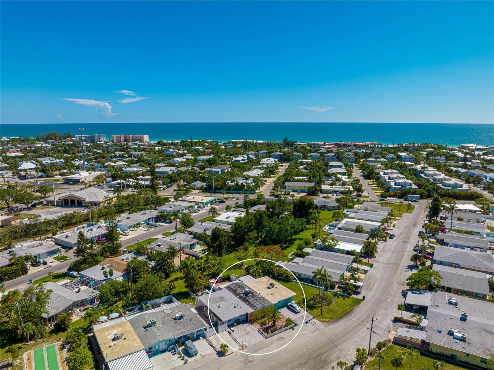 Holmes Beach, FL 34217,443 63RD ST