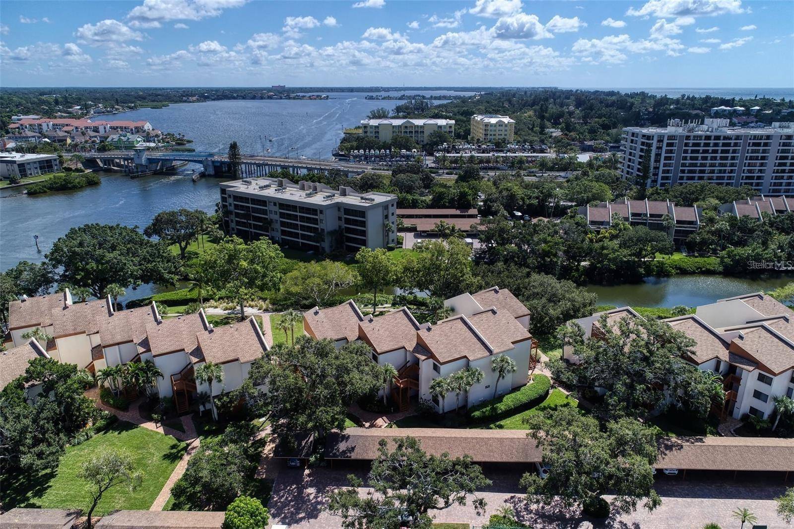 Sarasota, FL 34242,1600 COVE II PL #424