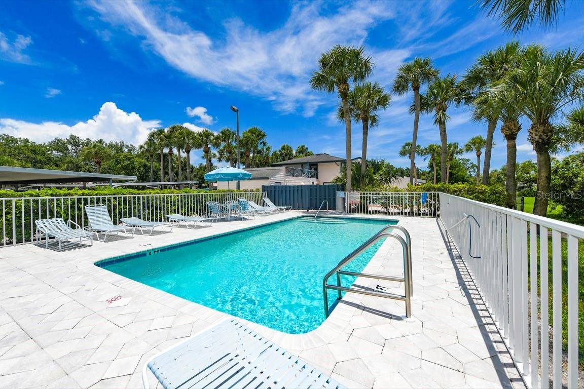 Sarasota, FL 34231,7294 CLOISTER DR #30