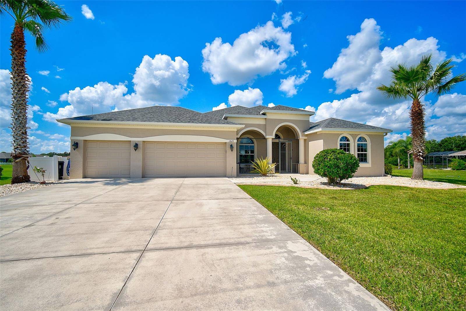 Parrish, FL 34219,17619 ROANWOOD CT