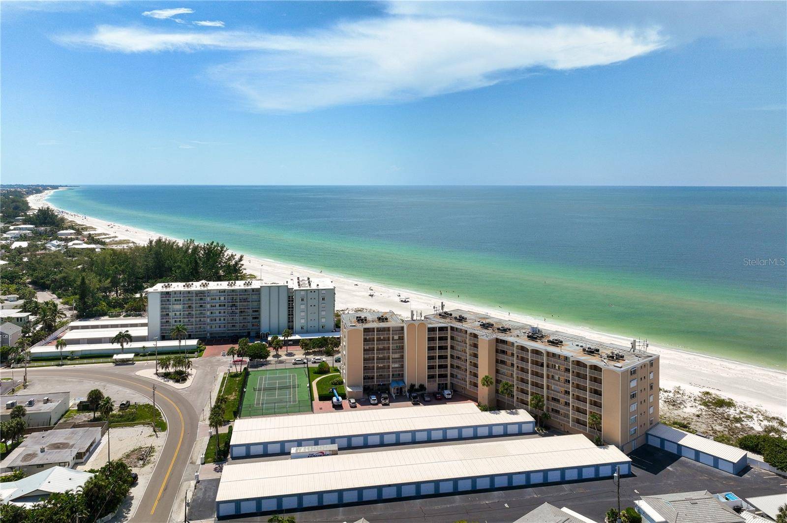 Holmes Beach, FL 34217,5300 GULF DR #506
