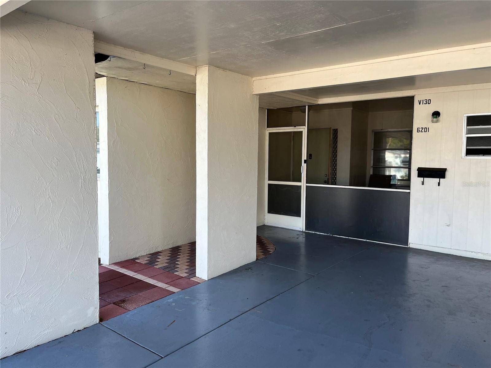 Sarasota, FL 34231,6201 GREEN VIEW DR #130
