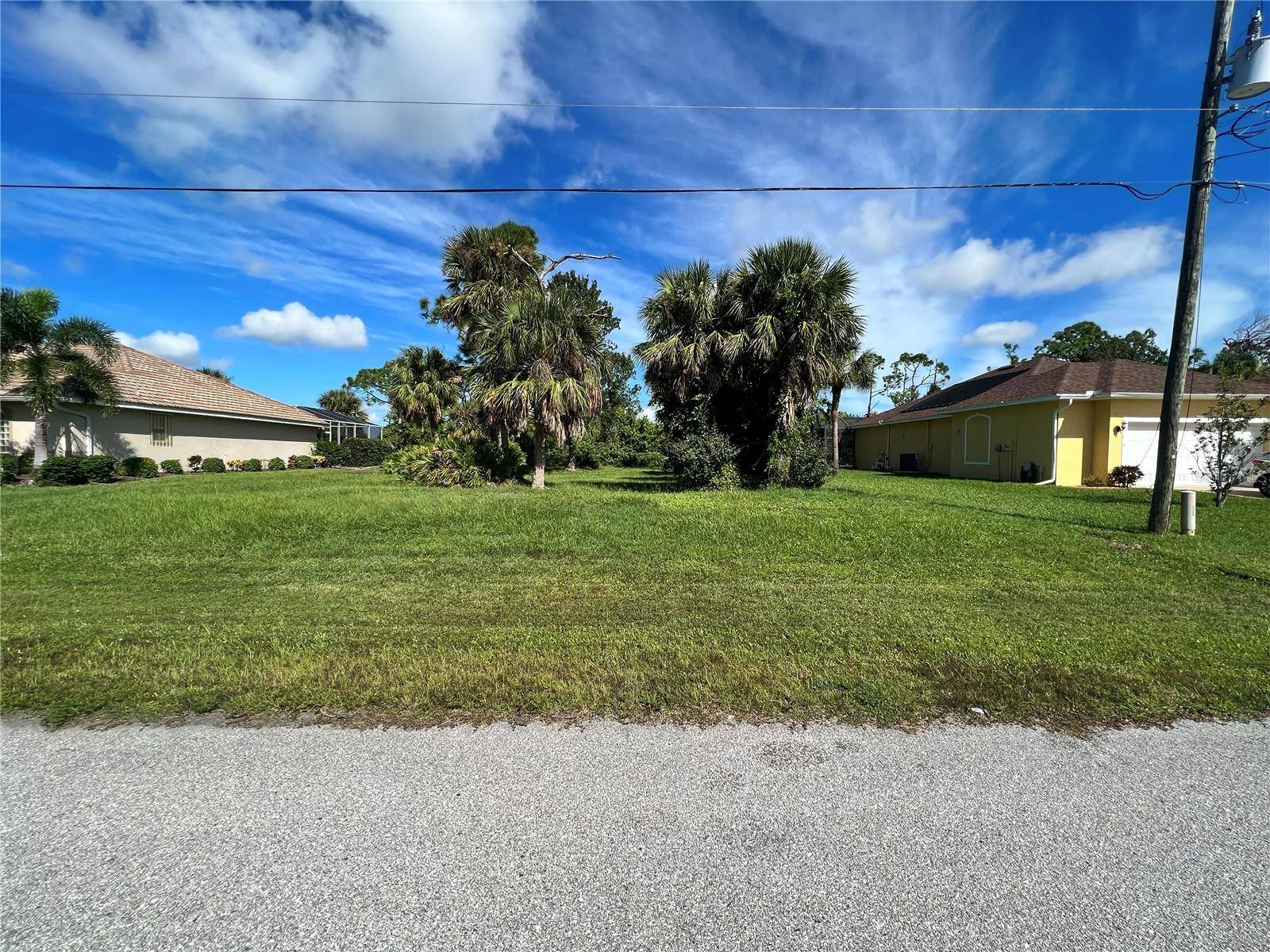 Rotonda West, FL 33947,9 PAR VIEW RD