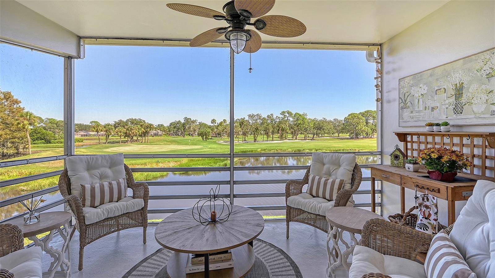 Sarasota, FL 34243,7301 W COUNTRY CLUB DR N #208