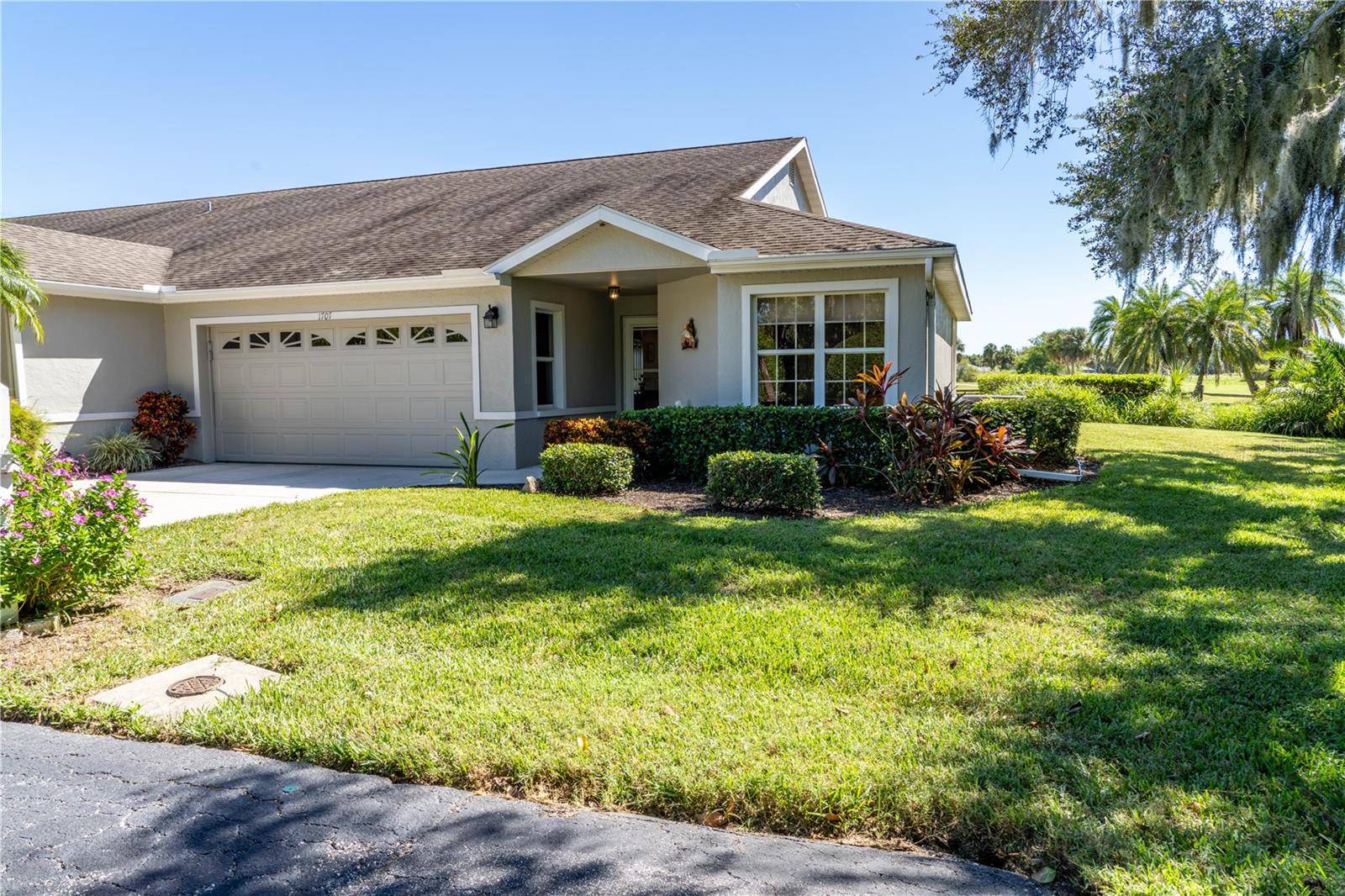 Palmetto, FL 34221,1707 FAIRWAY OAKS DR