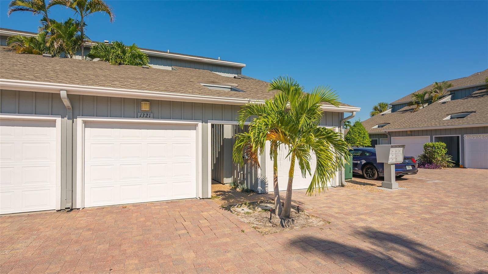 Siesta Key, FL 34242,1321 DOCKSIDE PL