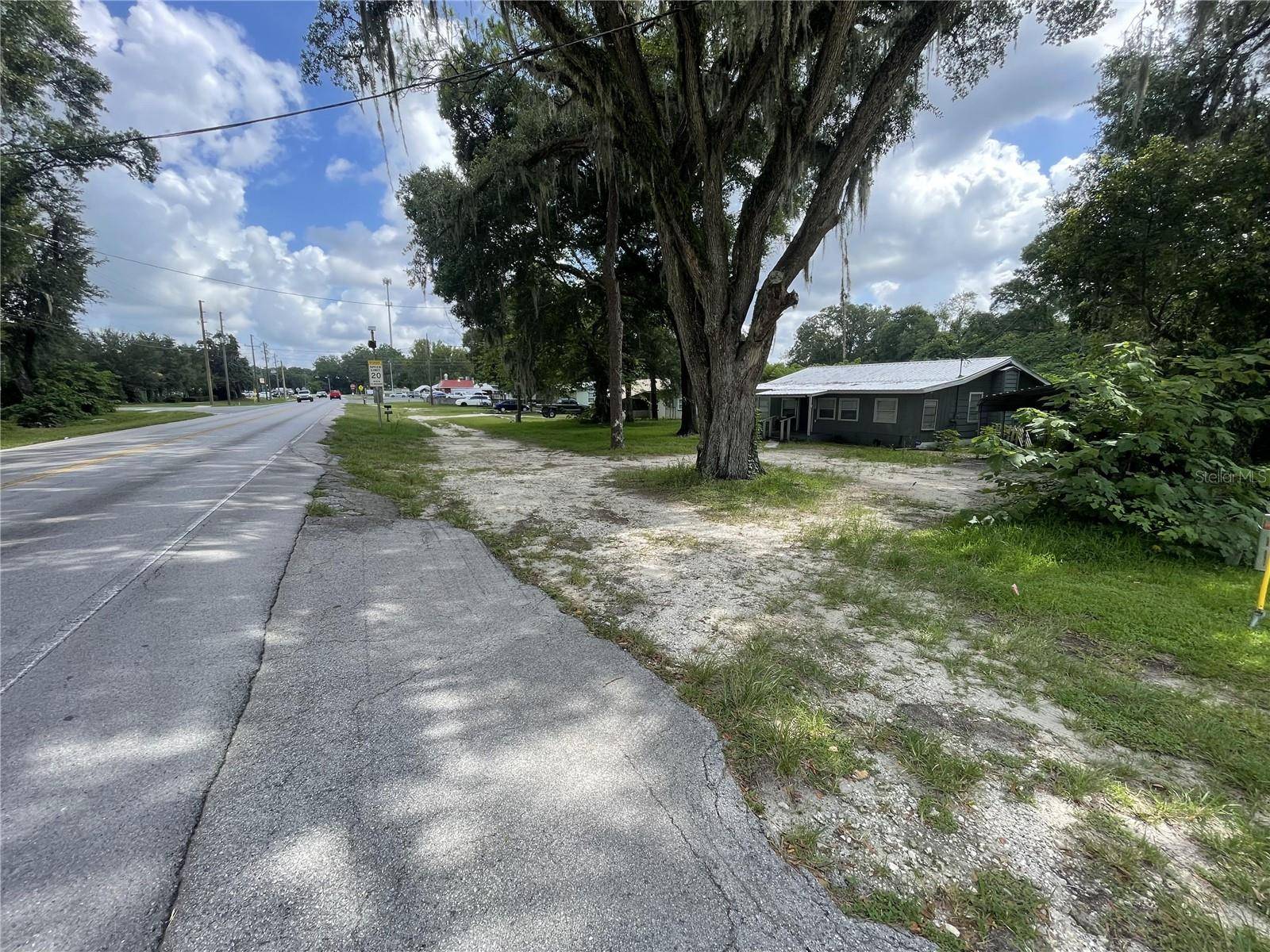 Anthony, FL 32617,9421 NE JACKSONVILLE RD