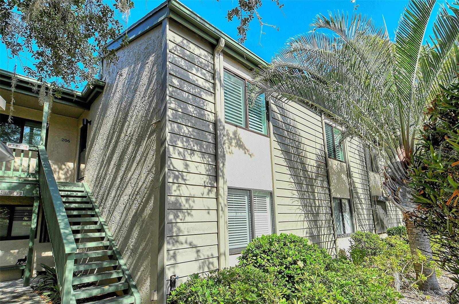 Sarasota, FL 34231,1601 BAYHOUSE POINT DR #BA206