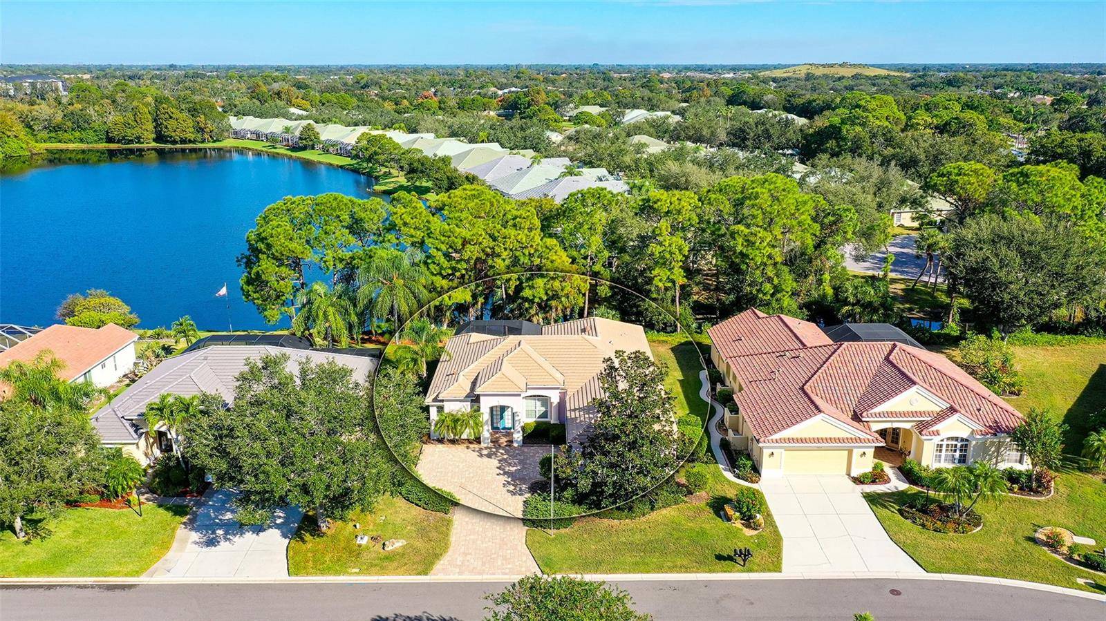 Sarasota, FL 34243,7067 TREYMORE CT