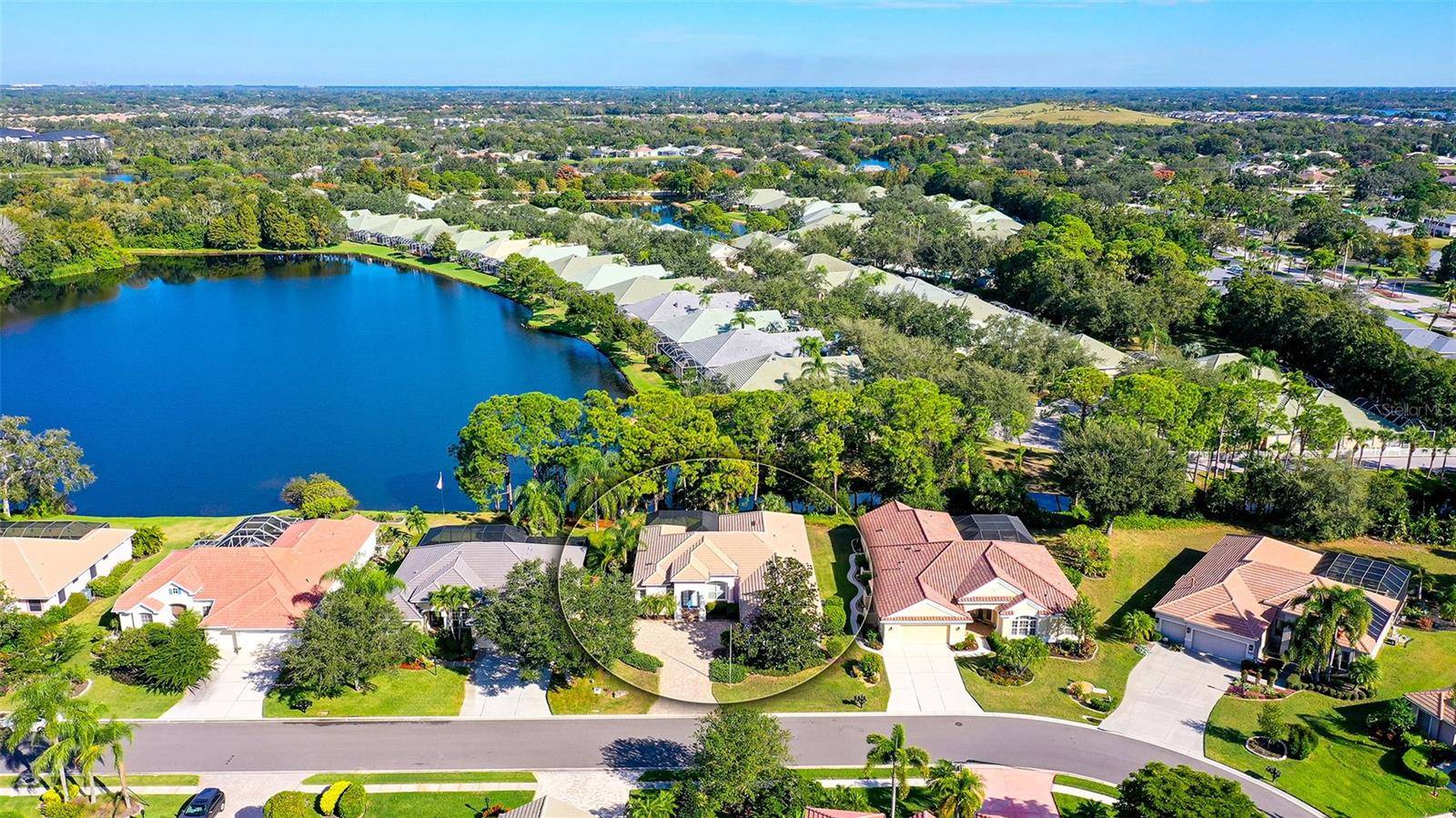 Sarasota, FL 34243,7067 TREYMORE CT