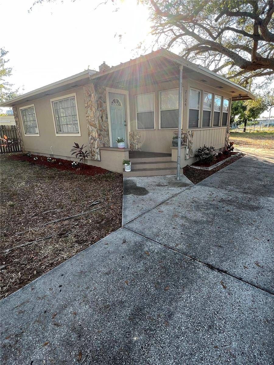 Bradenton, FL 34205,2124 S 13TH STREET W