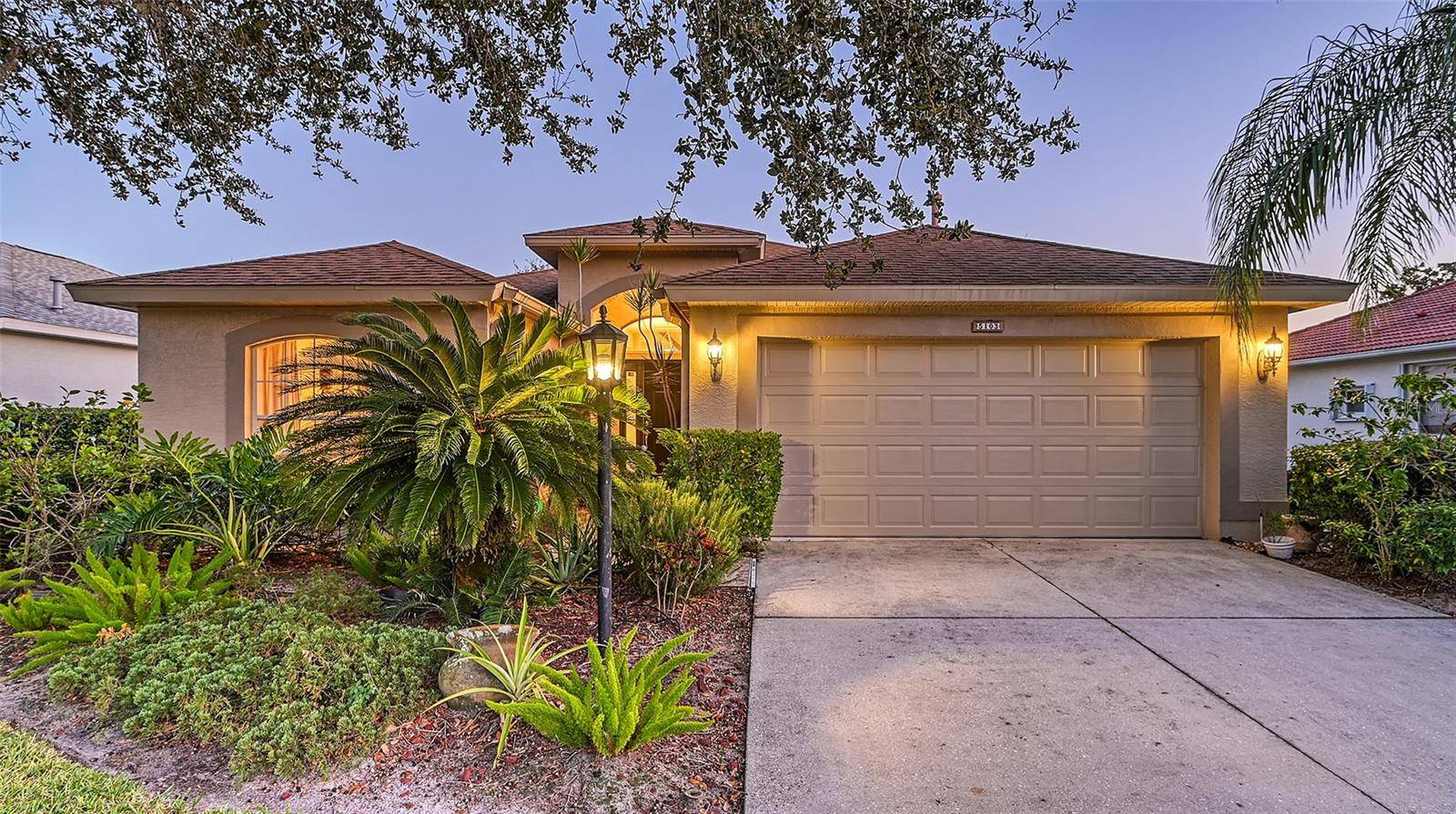 Sarasota, FL 34243,5103 CREEKSIDE TRL