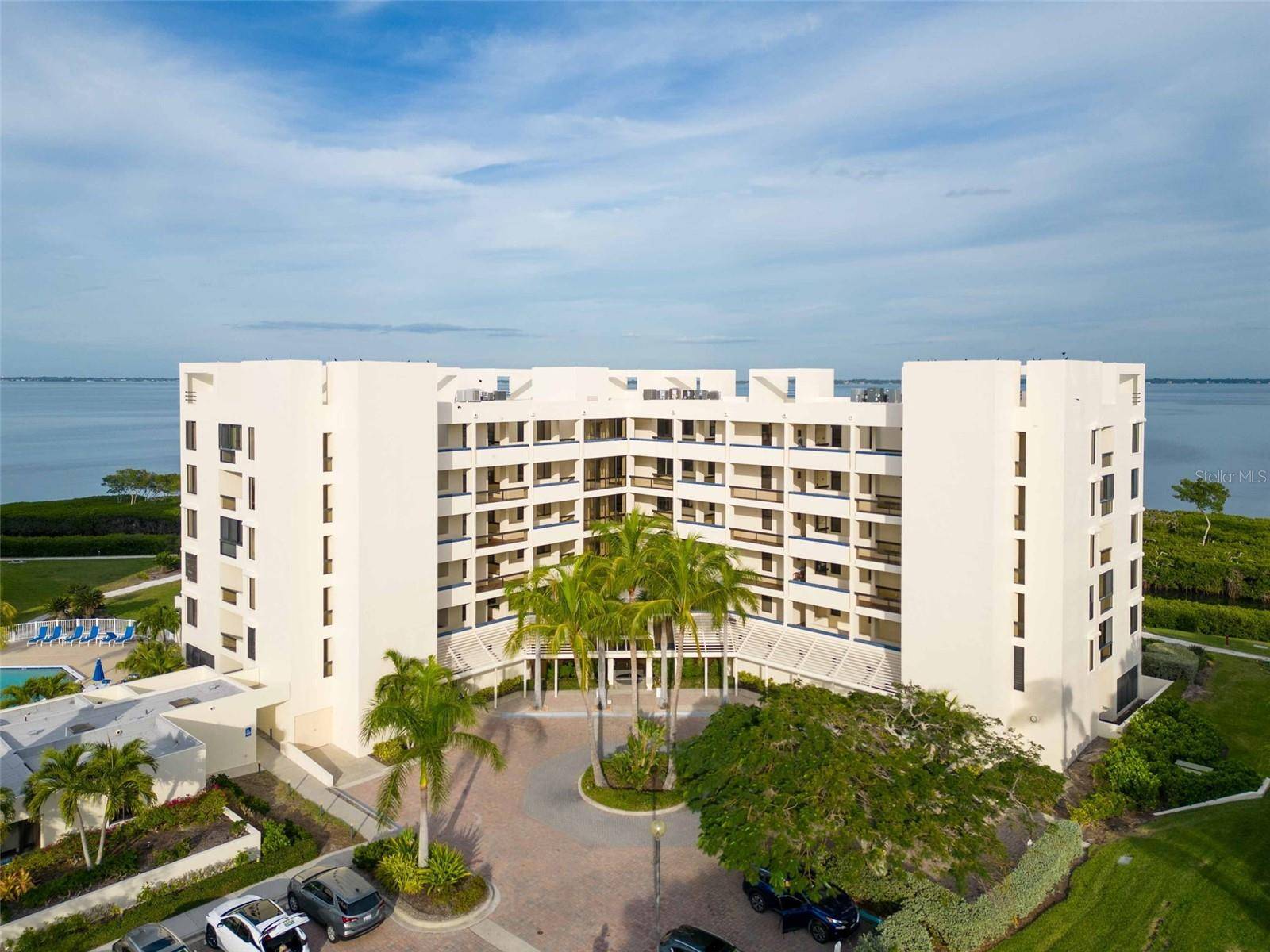 Longboat Key, FL 34228,2016 HARBOURSIDE DR #312