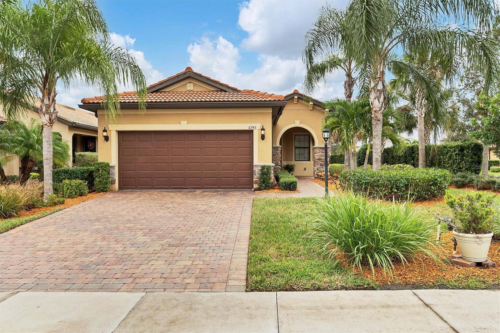 Lakewood Ranch, FL 34202,6743 HAVERHILL CT