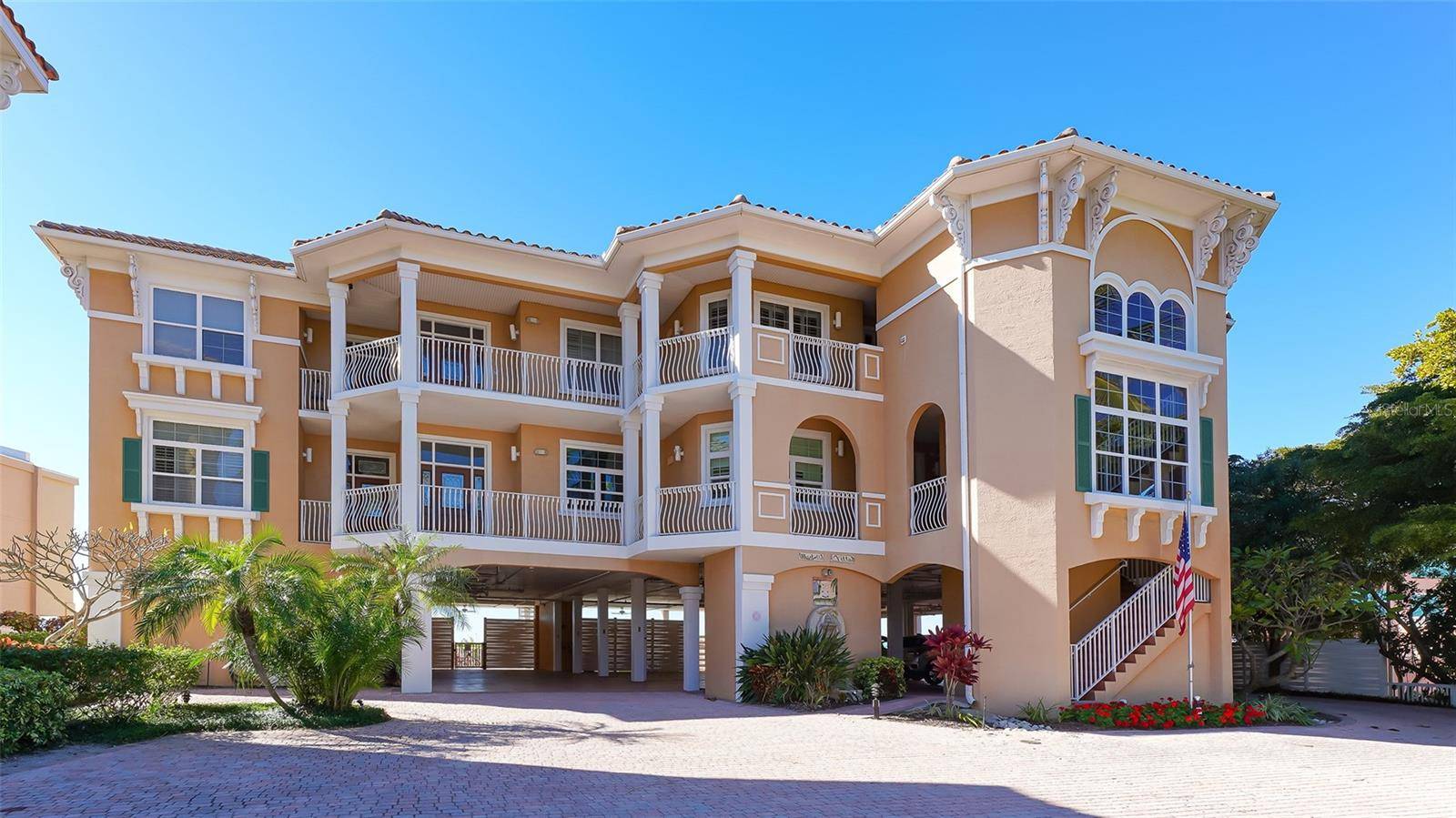 Bradenton Beach, FL 34217,1900 GULF DR N #11