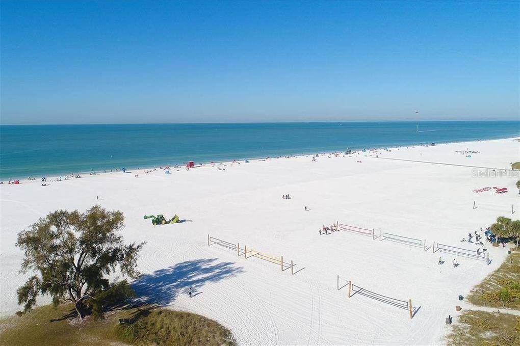 Sarasota, FL 34242,1215 S PORTOFINO DR #202