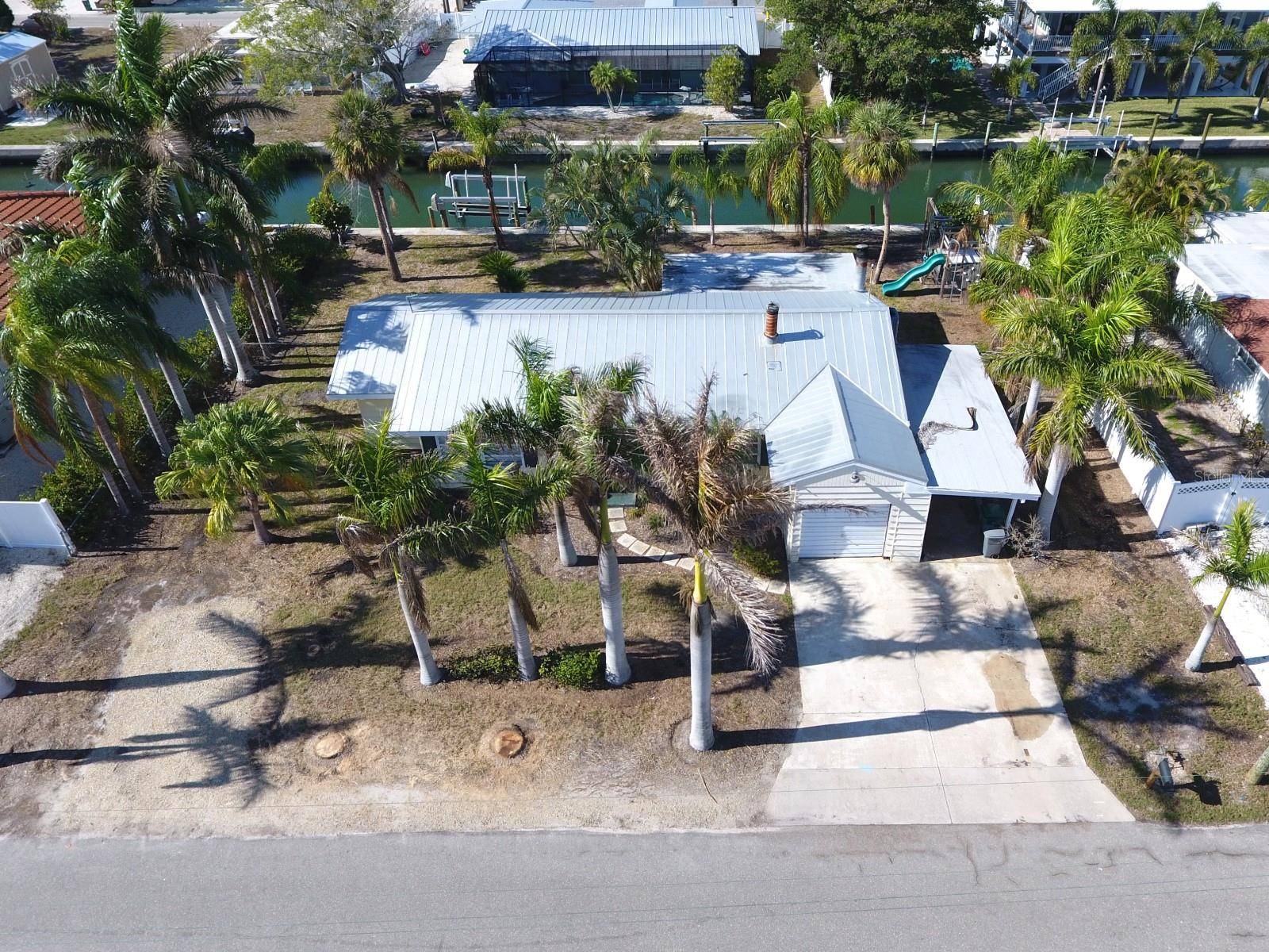 Longboat Key, FL 34228,569 BAYVIEW DR