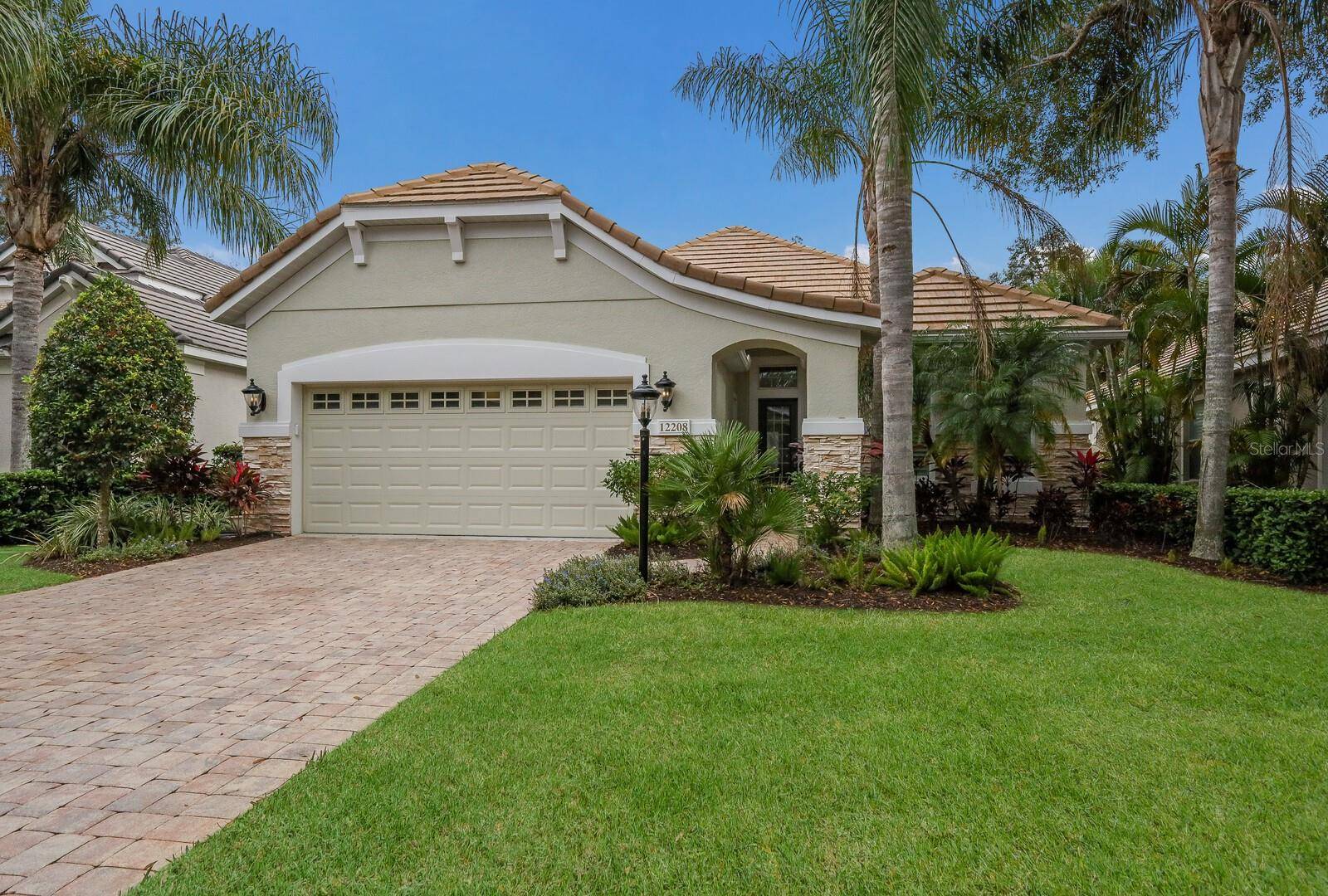 Lakewood Ranch, FL 34202,12208 THORNHILL CT