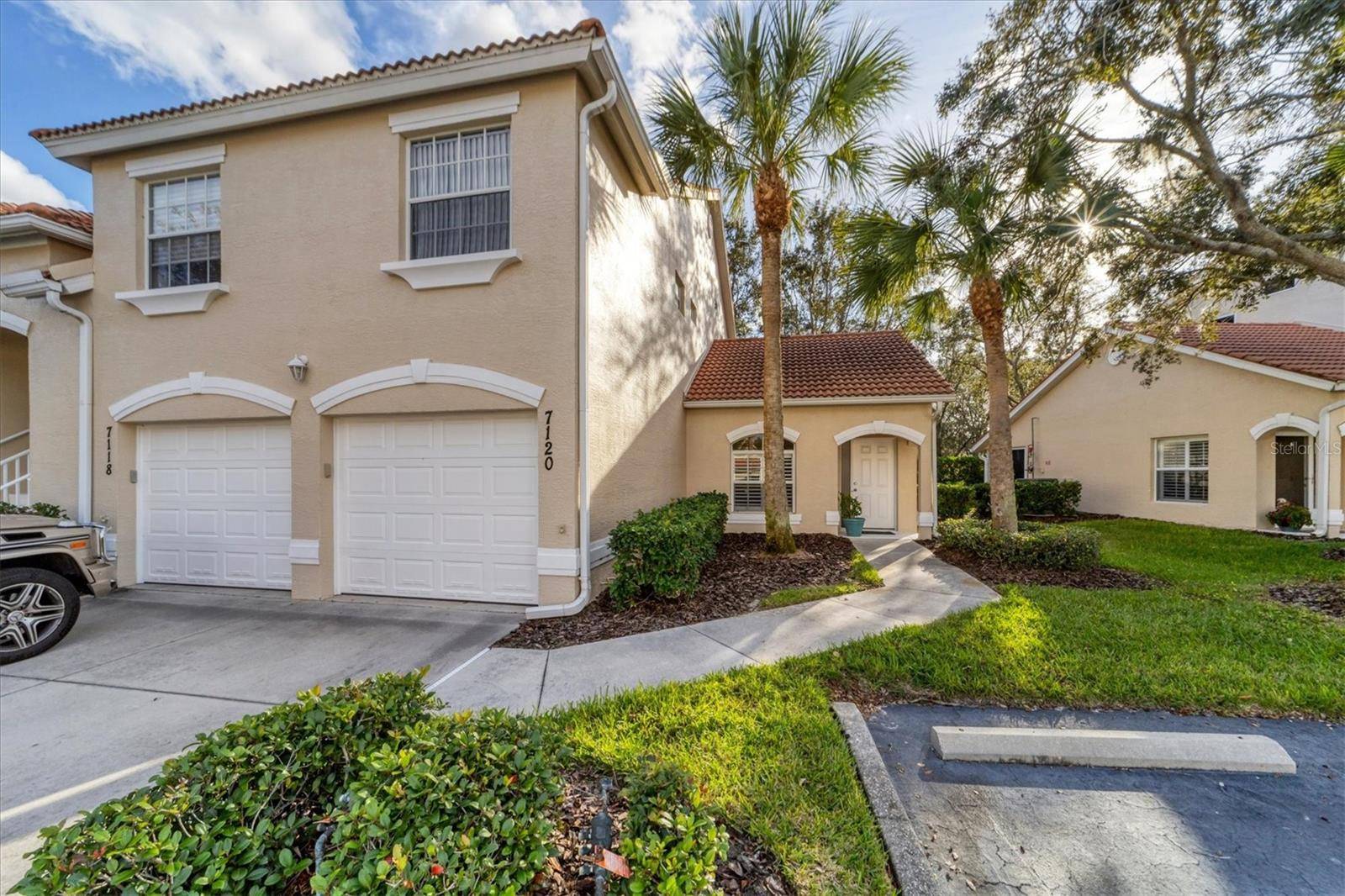 Bradenton, FL 34203,7120 CEDAR HOLLOW CIR #102