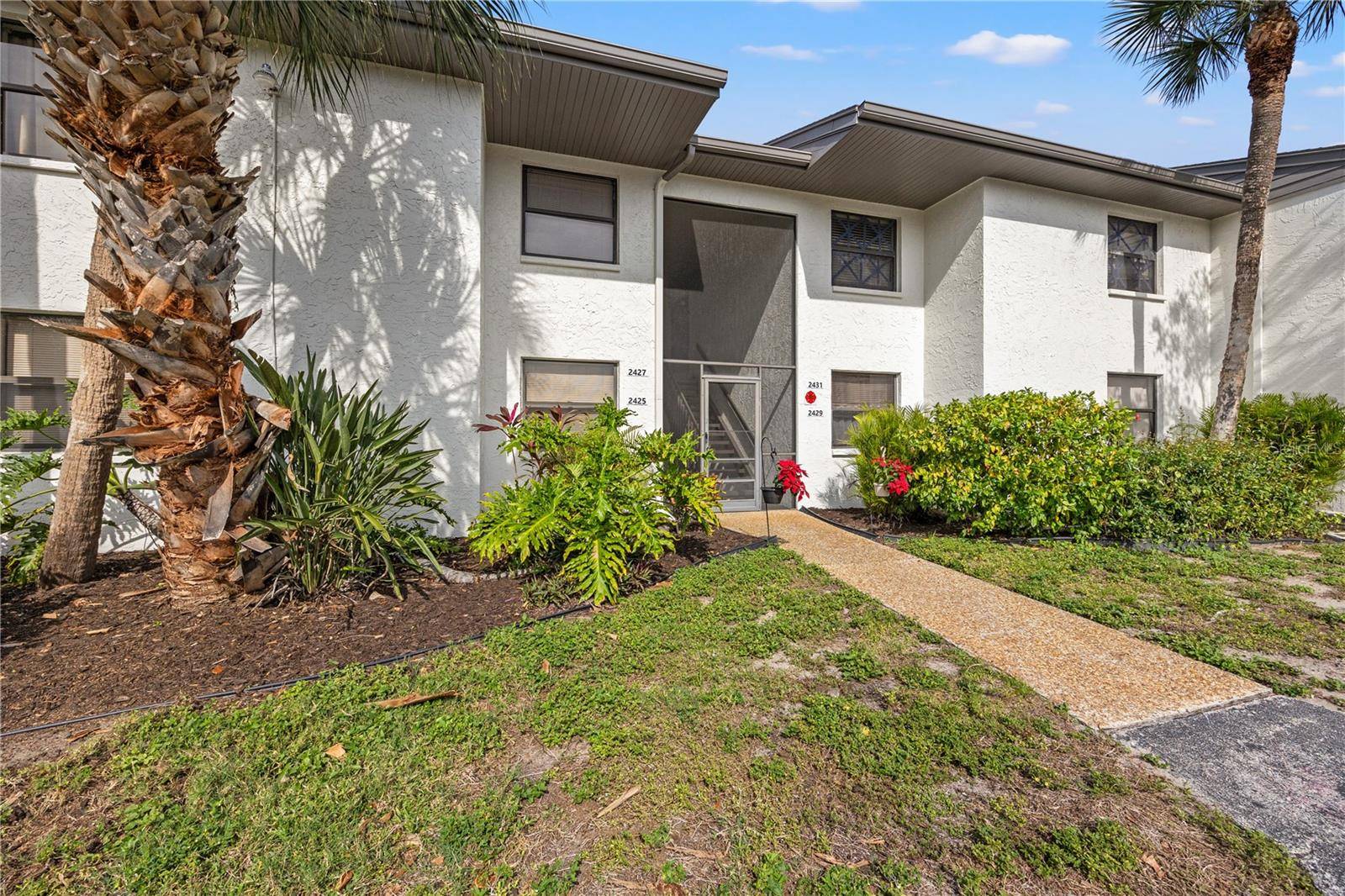 Sarasota, FL 34234,2427 TWIN DR #2