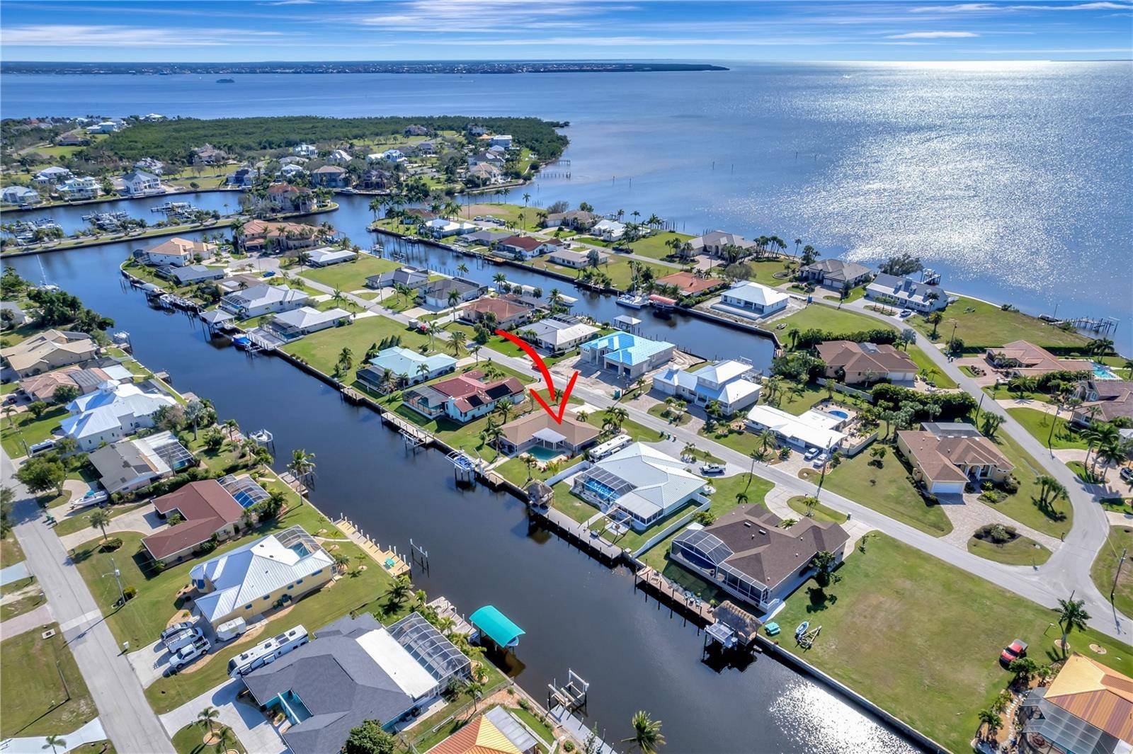 Port Charlotte, FL 33952,126 GRAHAM ST SE