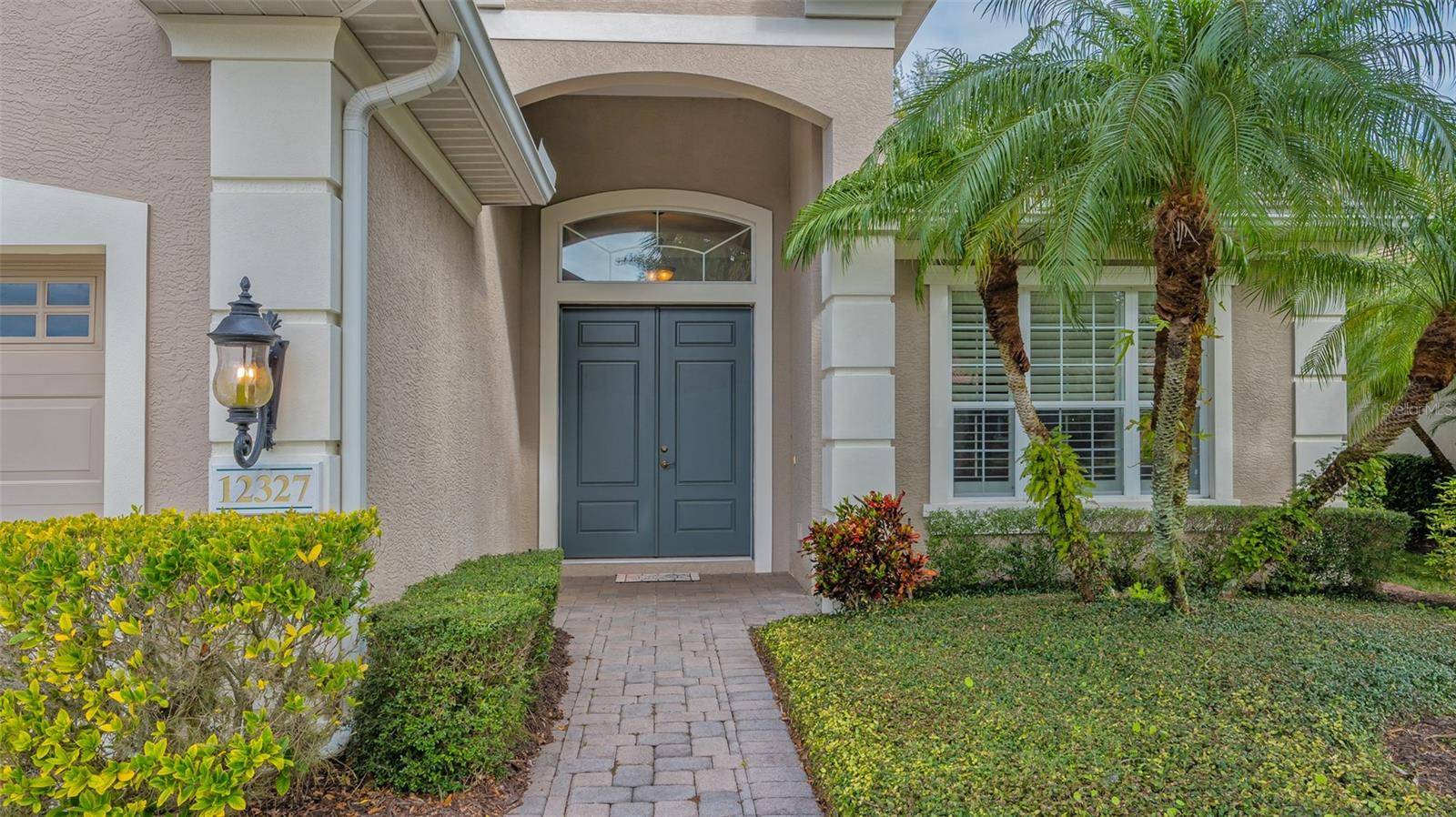 Lakewood Ranch, FL 34202,12327 THORNHILL CT