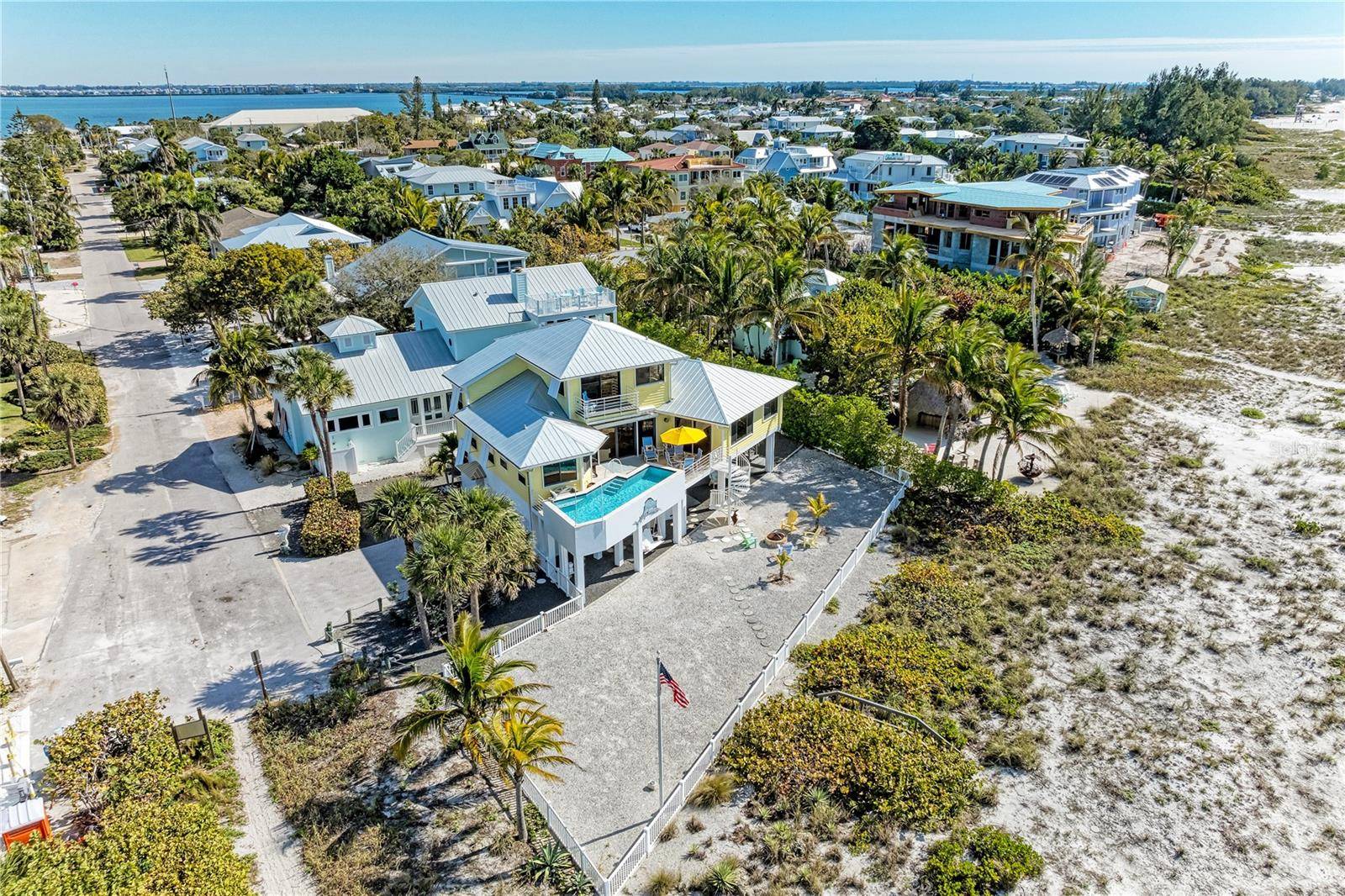 Holmes Beach, FL 34217,103 49TH ST