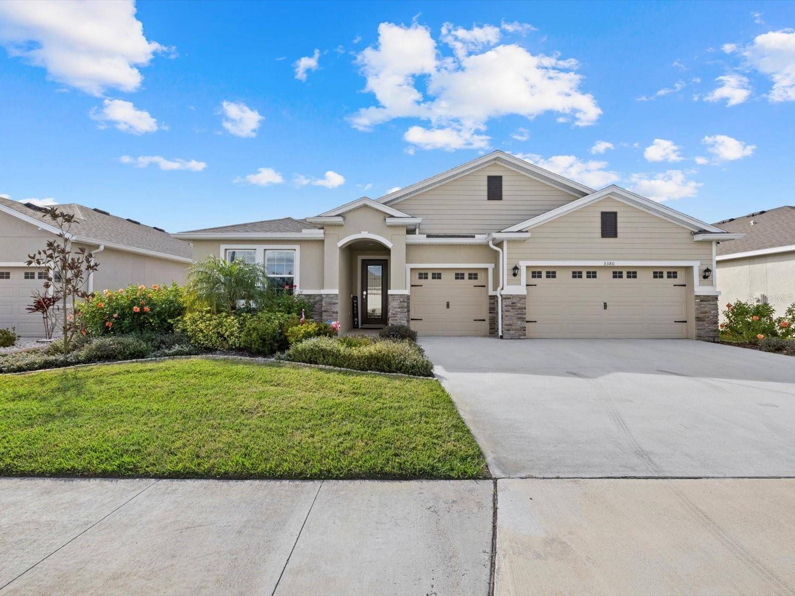 Lakewood Ranch, FL 34211,5380 GROVE MILL LOOP