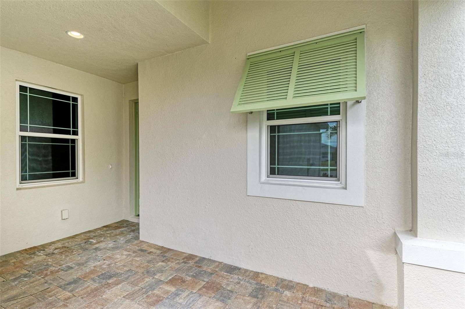 Bradenton, FL 34212,157 OKEEFFE CIR